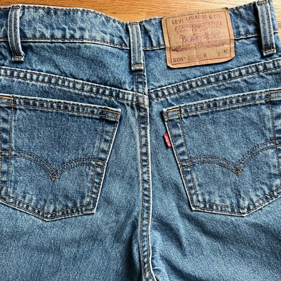 Vintage Levi’s 505 jeans reg. fit,straight leg 100% coton women’s size 5jr. USA! - Picture 9 of 9